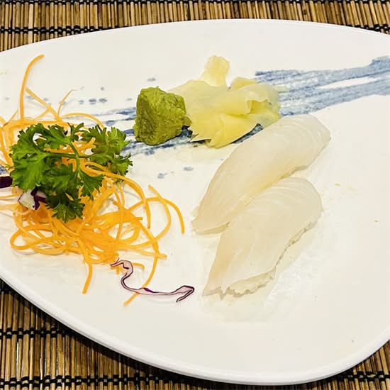 Red Snapper Nigiri 2pcs 红鲷鱼握寿司 2pcs